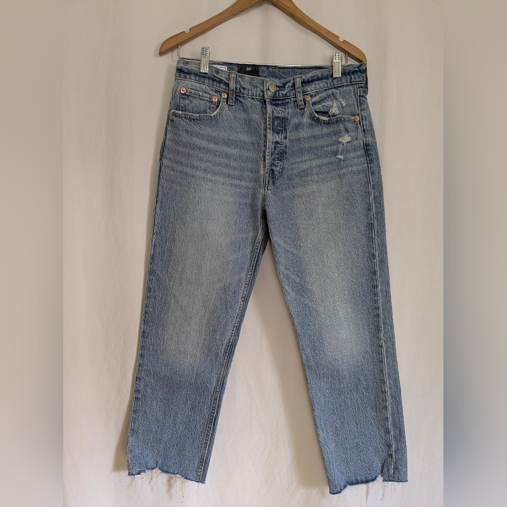 GAP | Cheeky Straight High Rise Distressed Jeans 29 / 8P